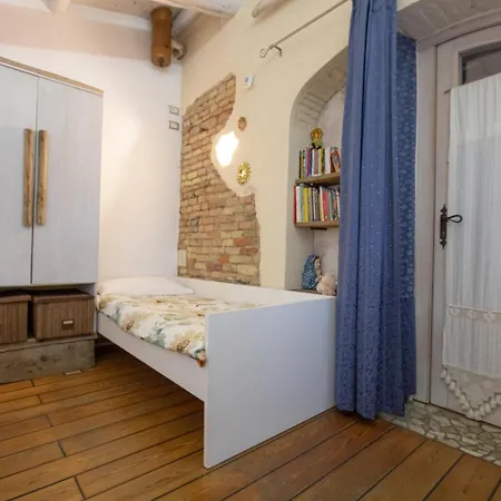 Ca' Barbona Bed & Breakfast *